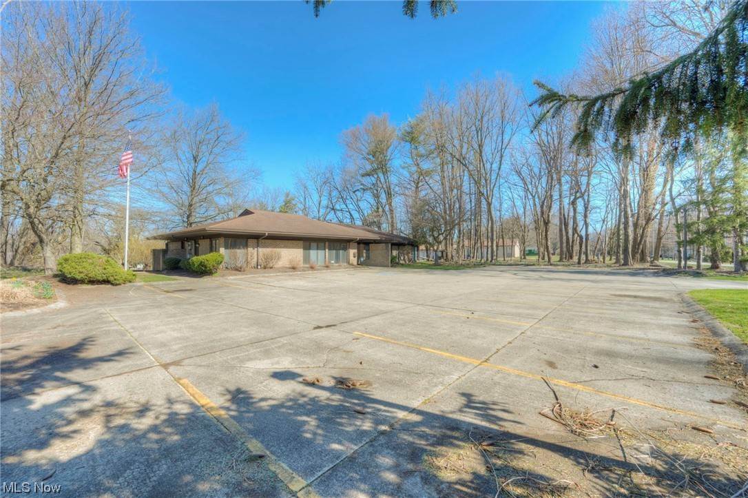 6. Commercial for Sale at 31400 Bradley Road North Olmsted, Ohio 44070 United States