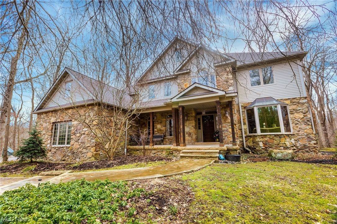 Single Family Homes for Sale at 10000 Wisner Road Chardon, Ohio 44024 United States